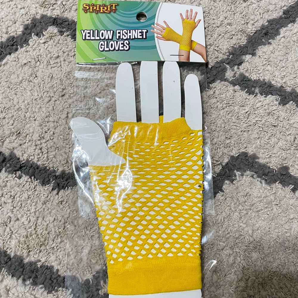 Fingerless gloves